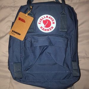 NWT Fjallraven Kanken Mini Backpack -Blue